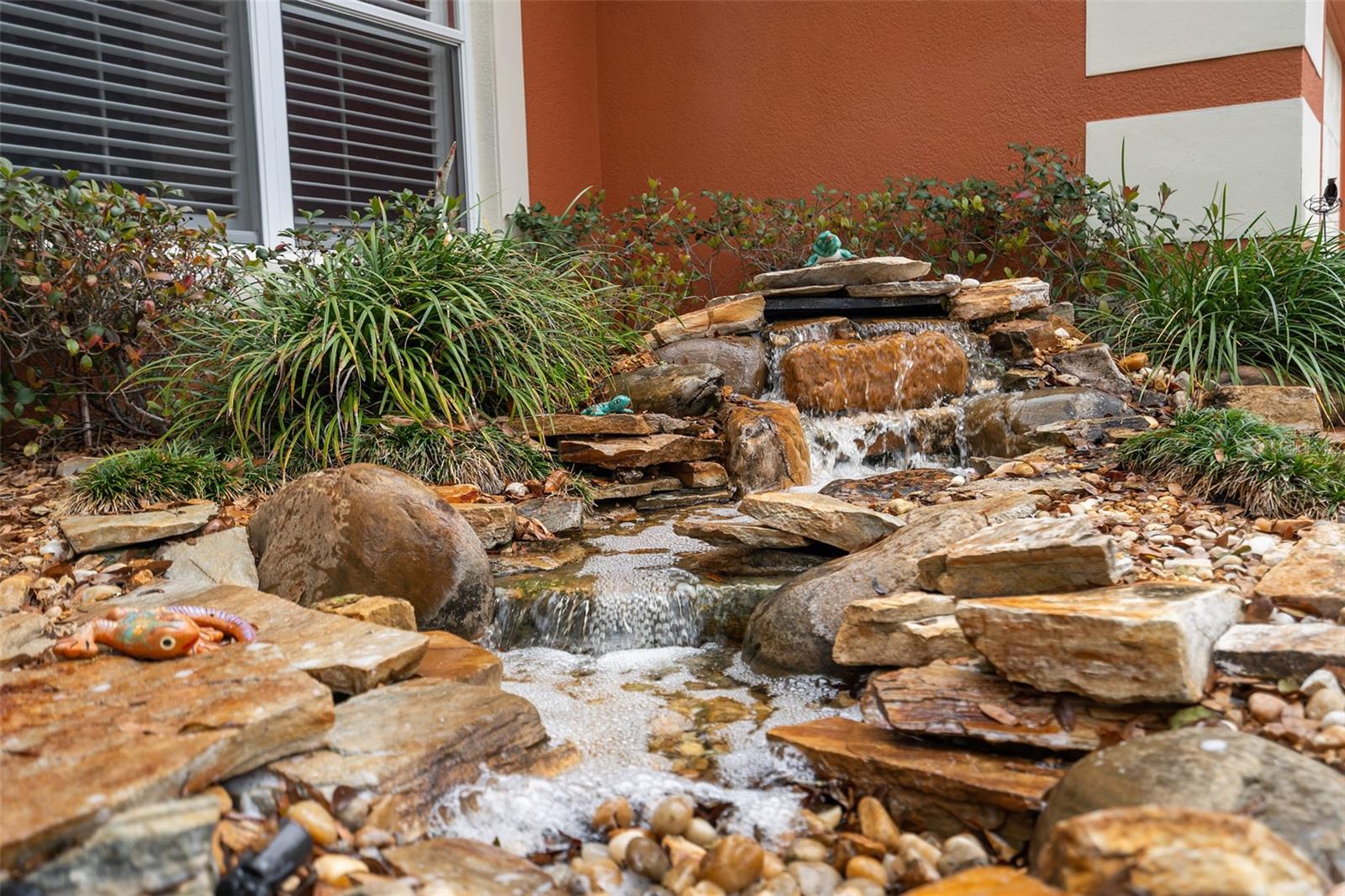 Image 3 of 46 For 595 Sand Wedge Loop