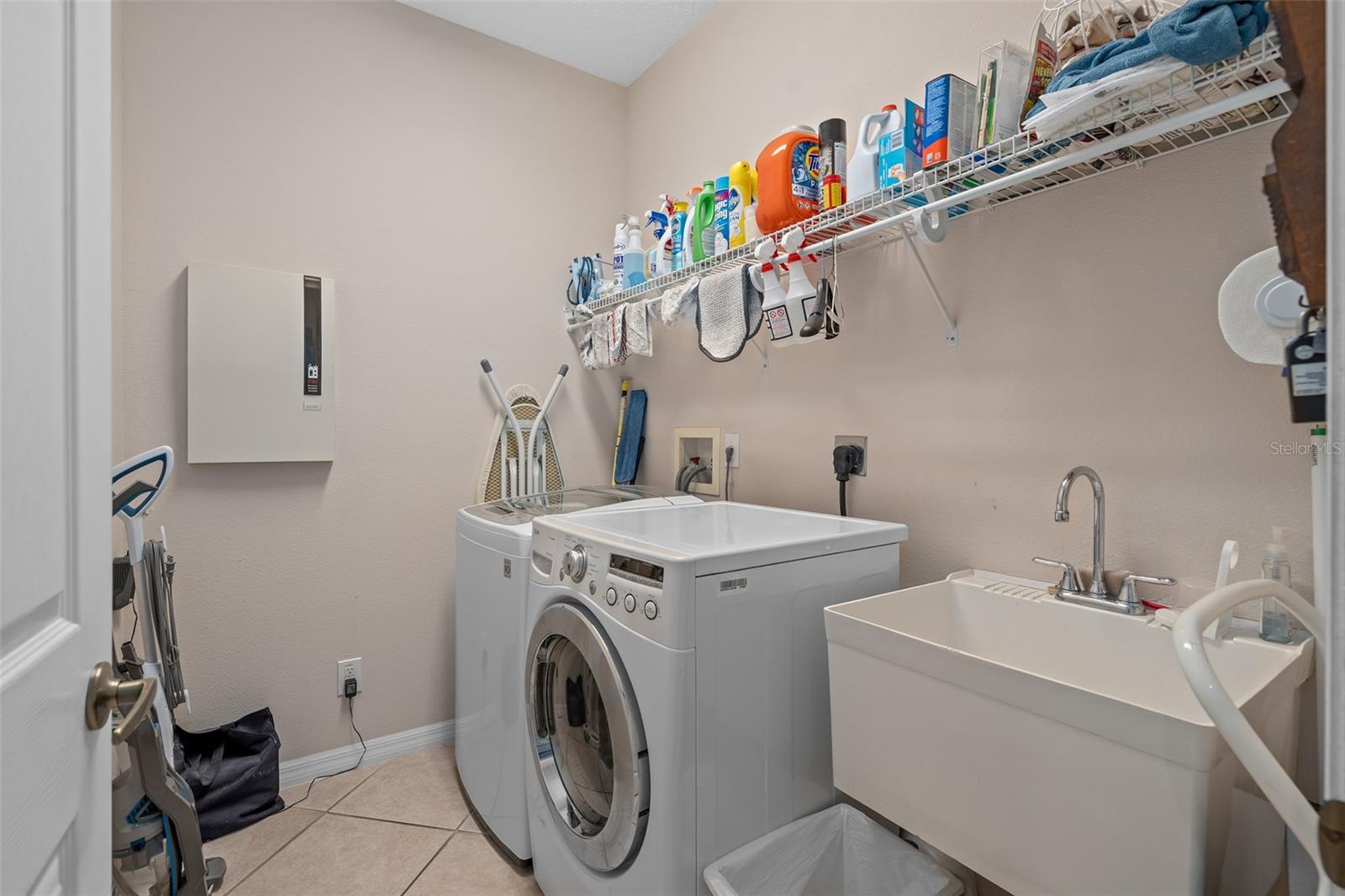 Image 32 of 46 For 595 Sand Wedge Loop