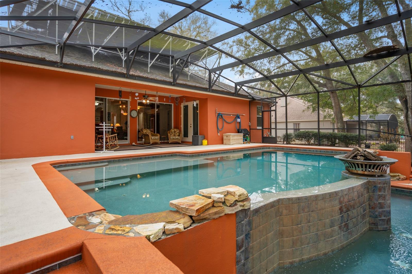 Image 36 of 46 For 595 Sand Wedge Loop