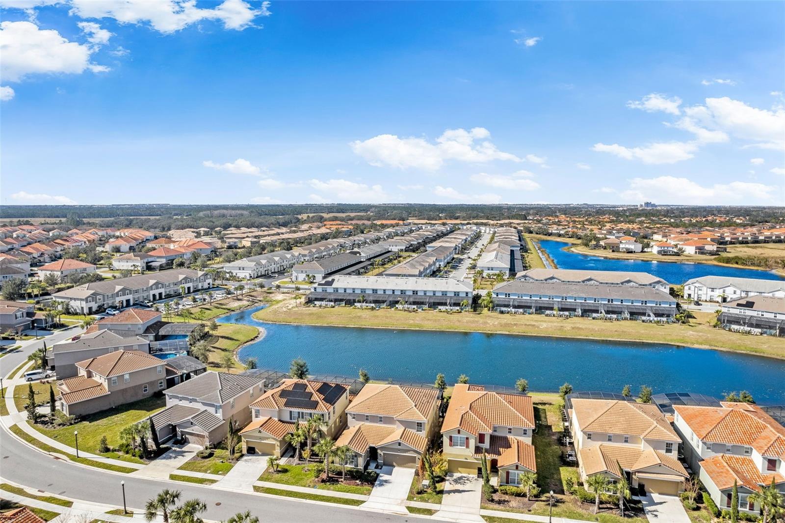 Image 3 of 76 For 7552 Oakmoss Loop