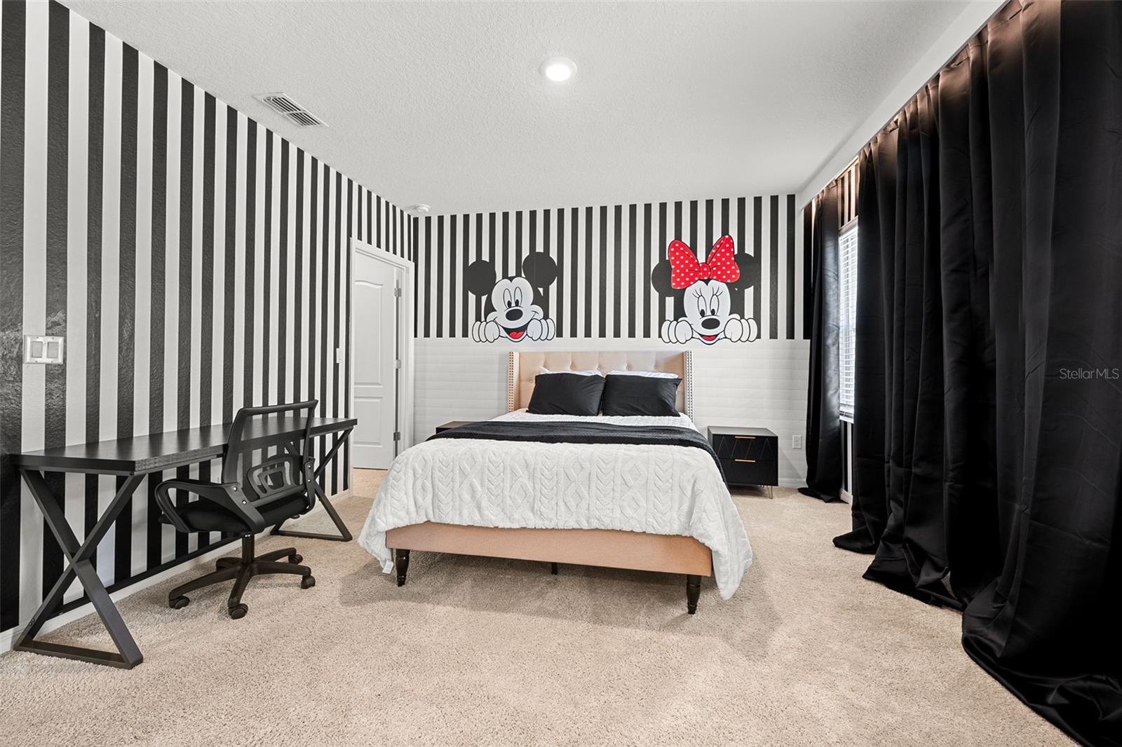 Image 45 of 76 For 7552 Oakmoss Loop