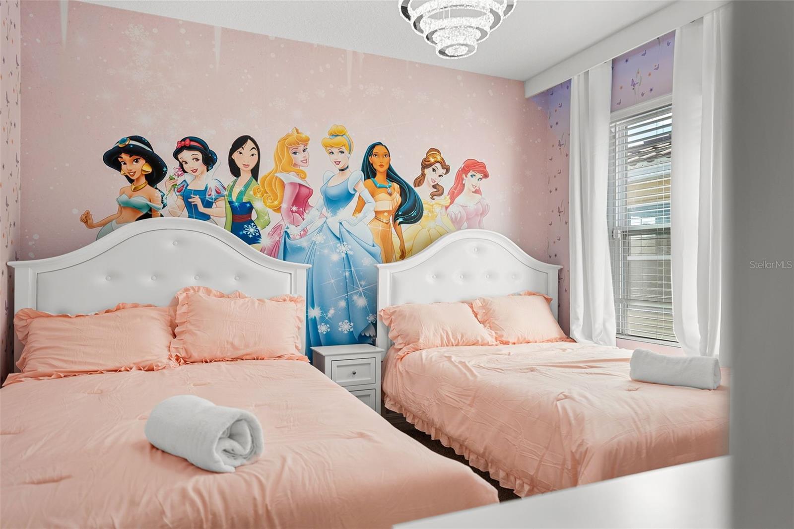 Image 50 of 76 For 7552 Oakmoss Loop