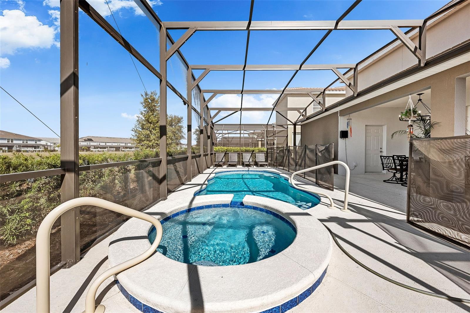 Image 63 of 76 For 7552 Oakmoss Loop