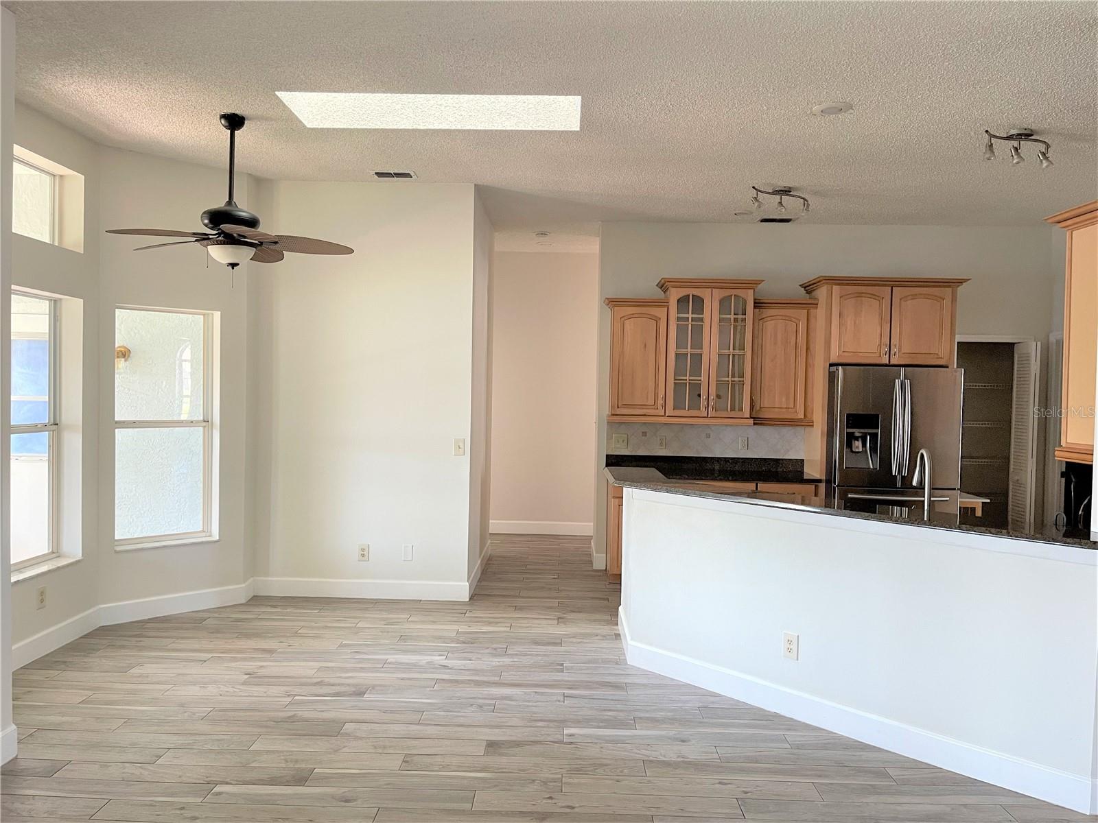 Image 9 of 23 For 3913 Kiawa Drive