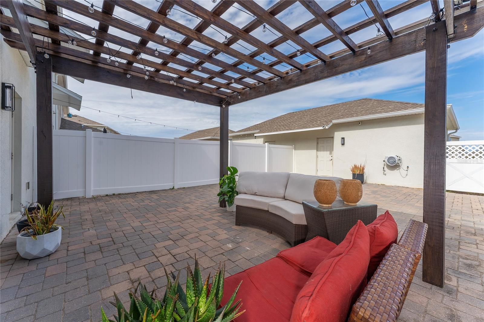 Image 10 of 38 For 14095 Title Way