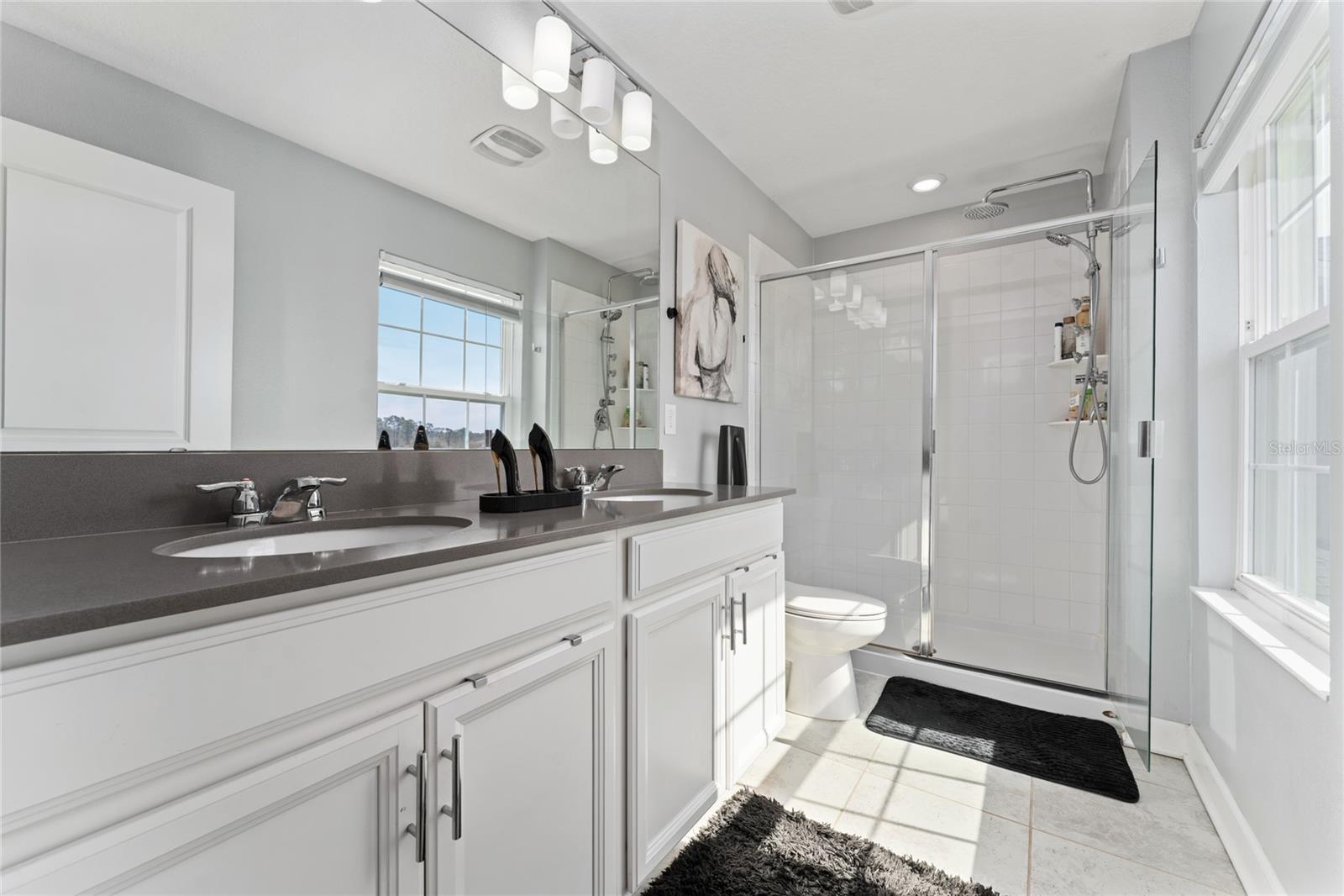 Image 18 of 38 For 14095 Title Way