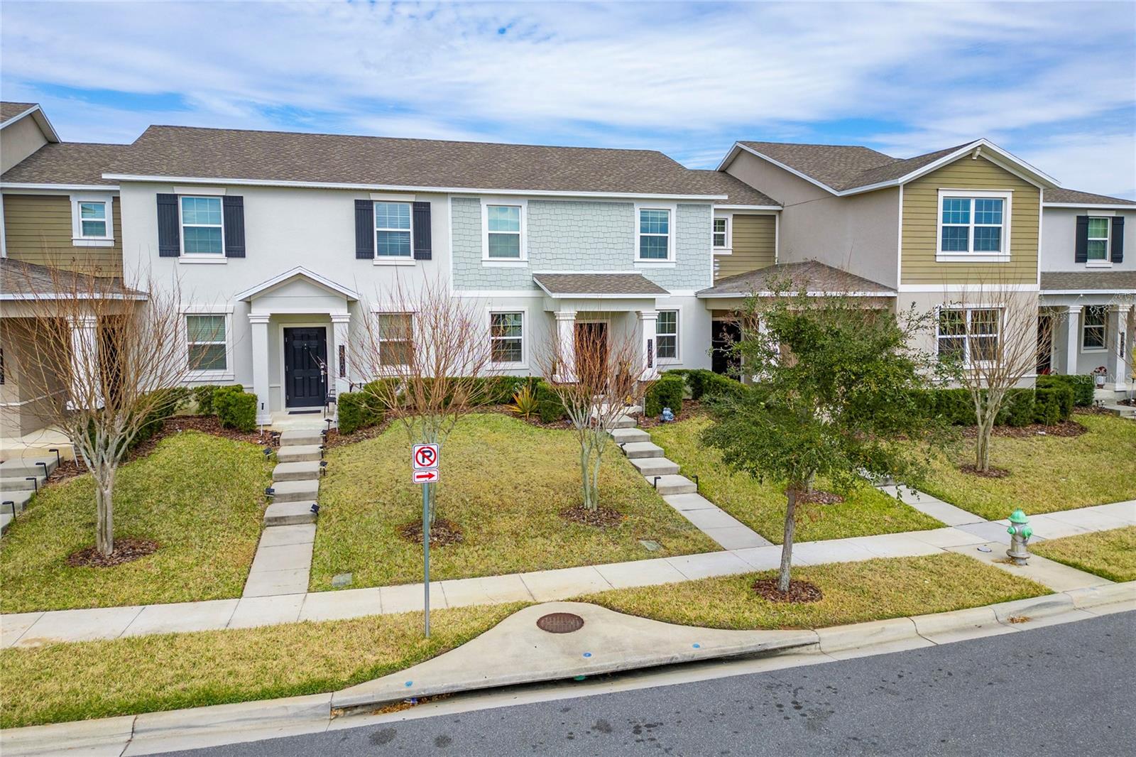 Image 27 of 38 For 14095 Title Way