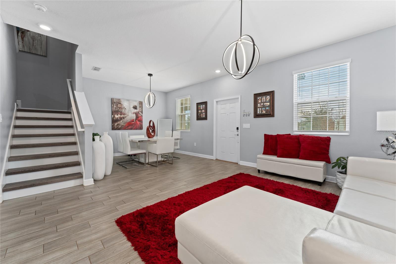 Image 3 of 38 For 14095 Title Way