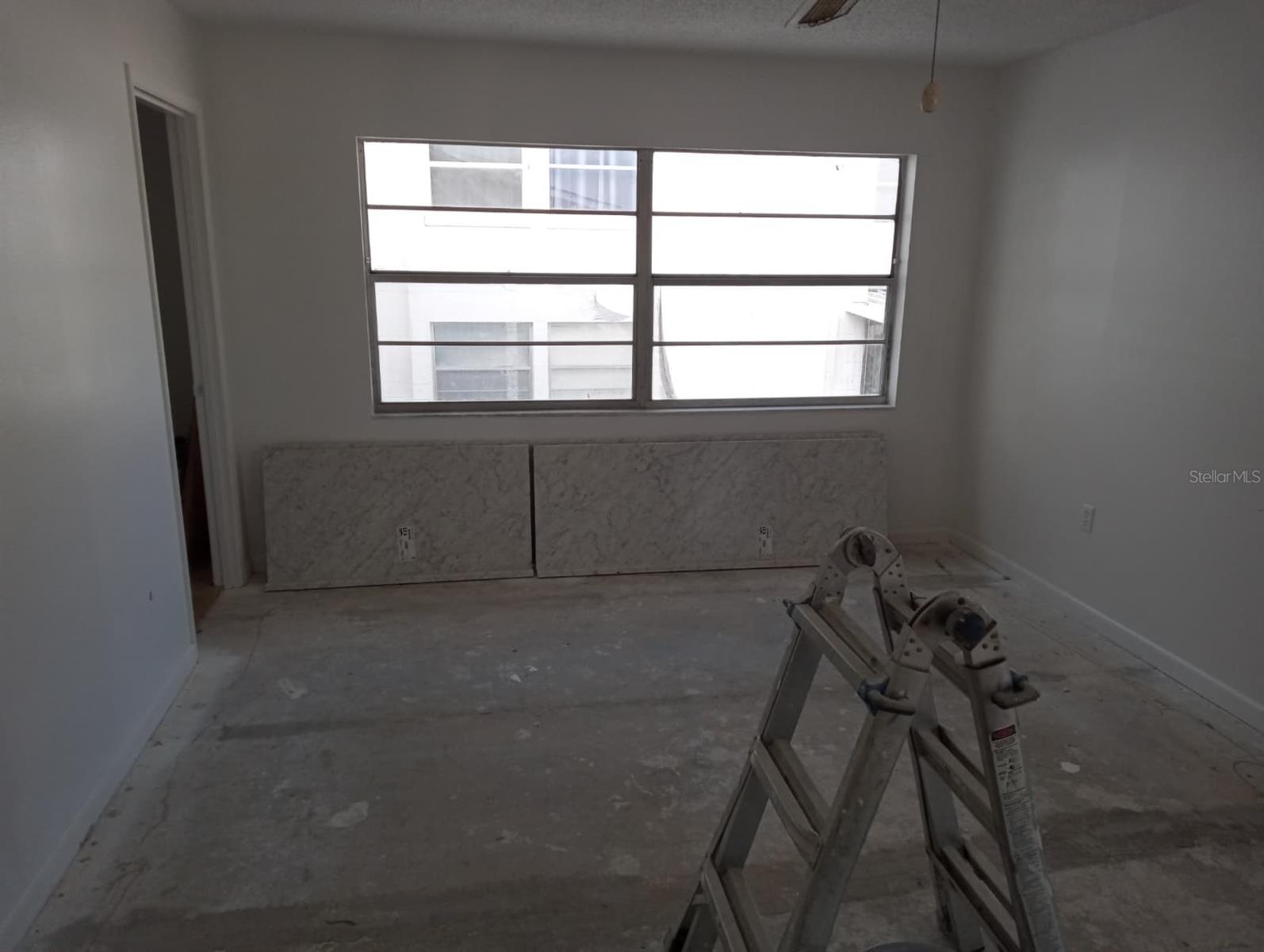 Image 13 of 16 For 1550 11th St Ne C5