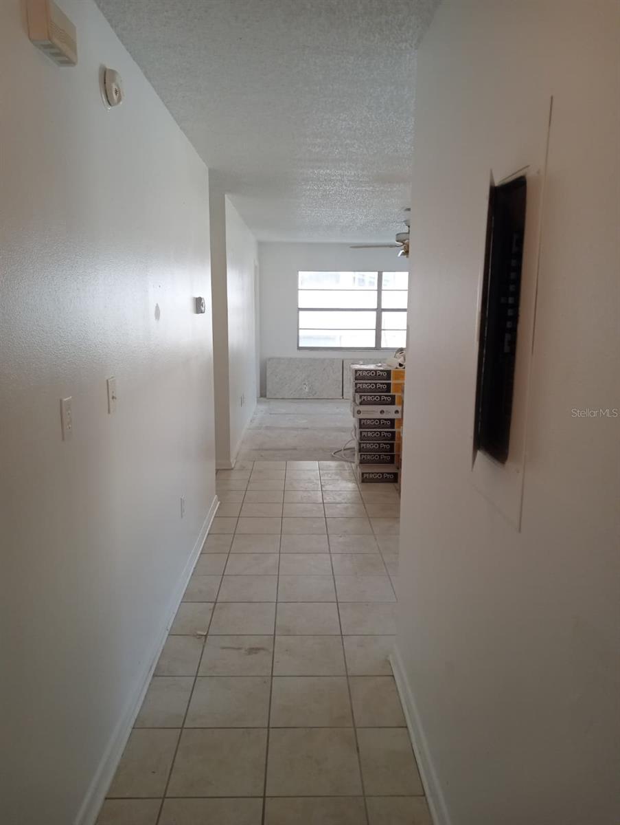 Image 14 of 16 For 1550 11th St Ne C5