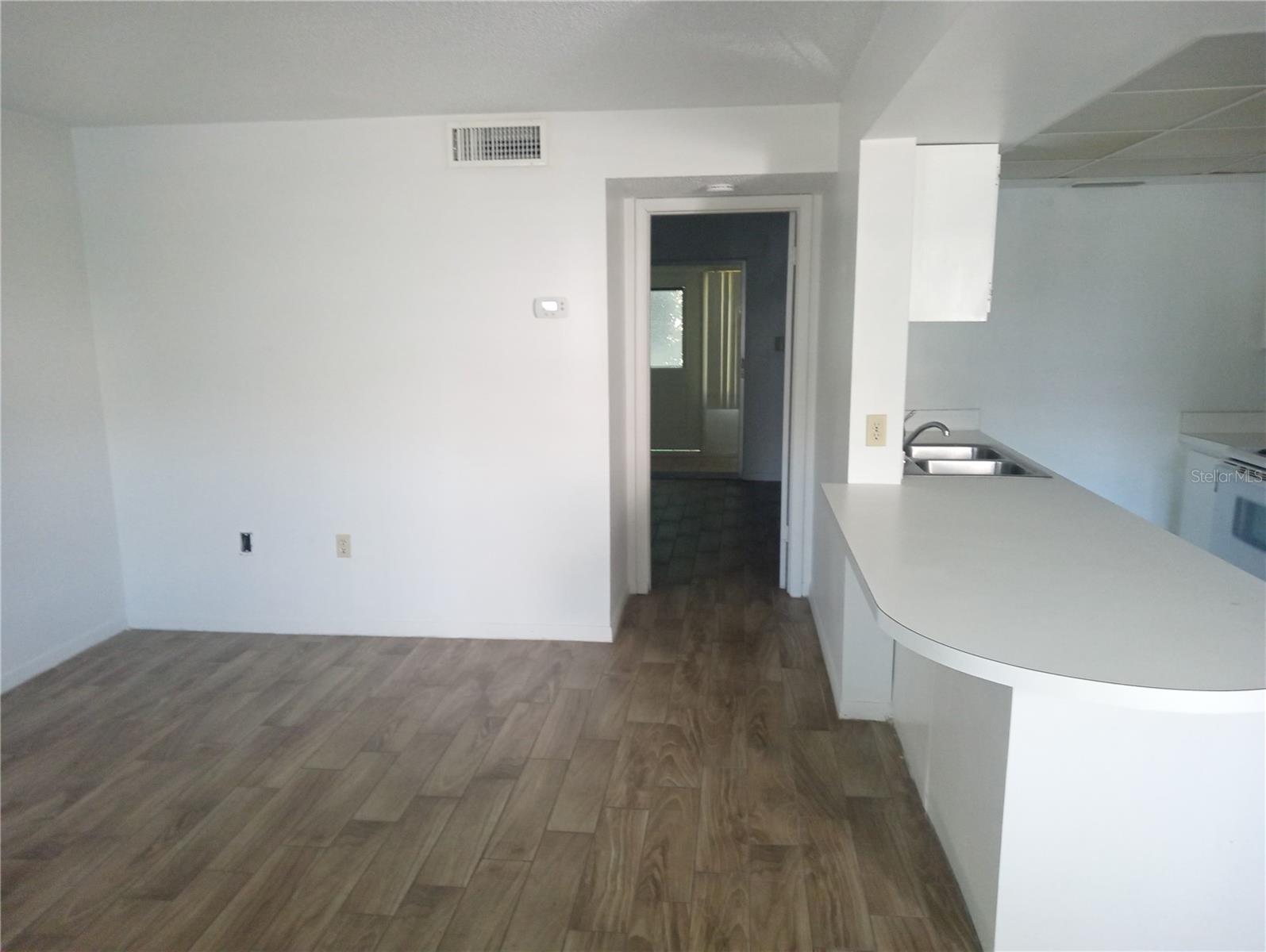 Image 2 of 11 For 4504 3rd Street Circle W 249