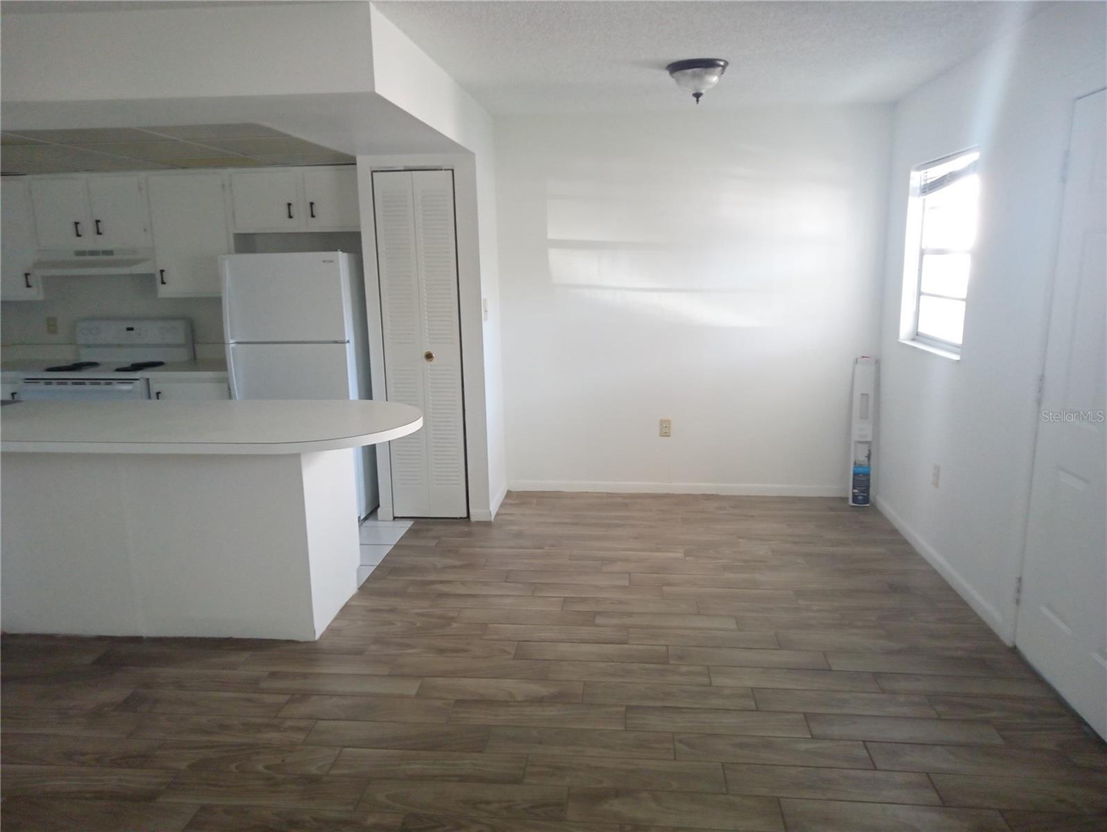 Image 5 of 11 For 4504 3rd Street Circle W 249