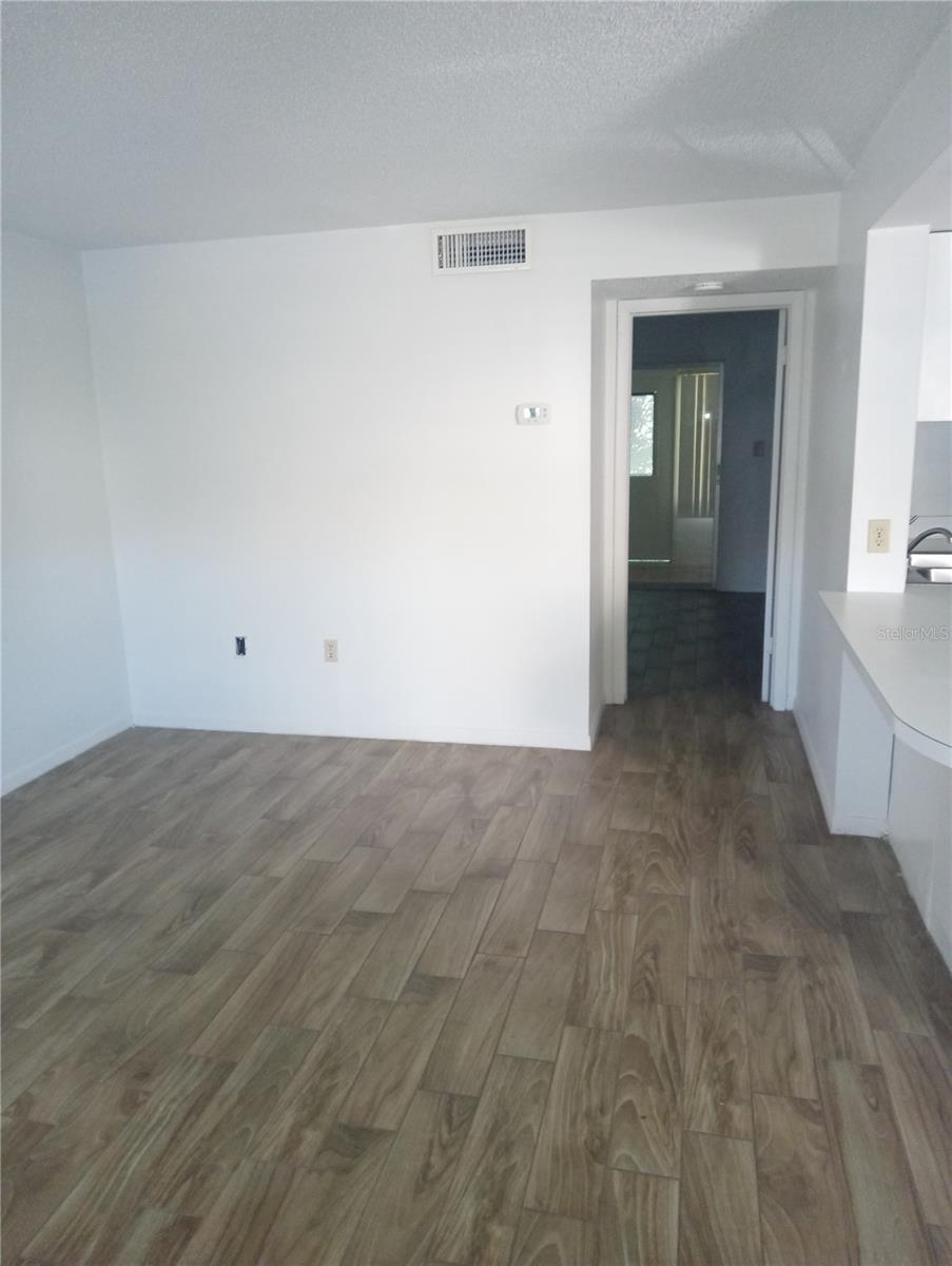 Image 6 of 11 For 4504 3rd Street Circle W 249