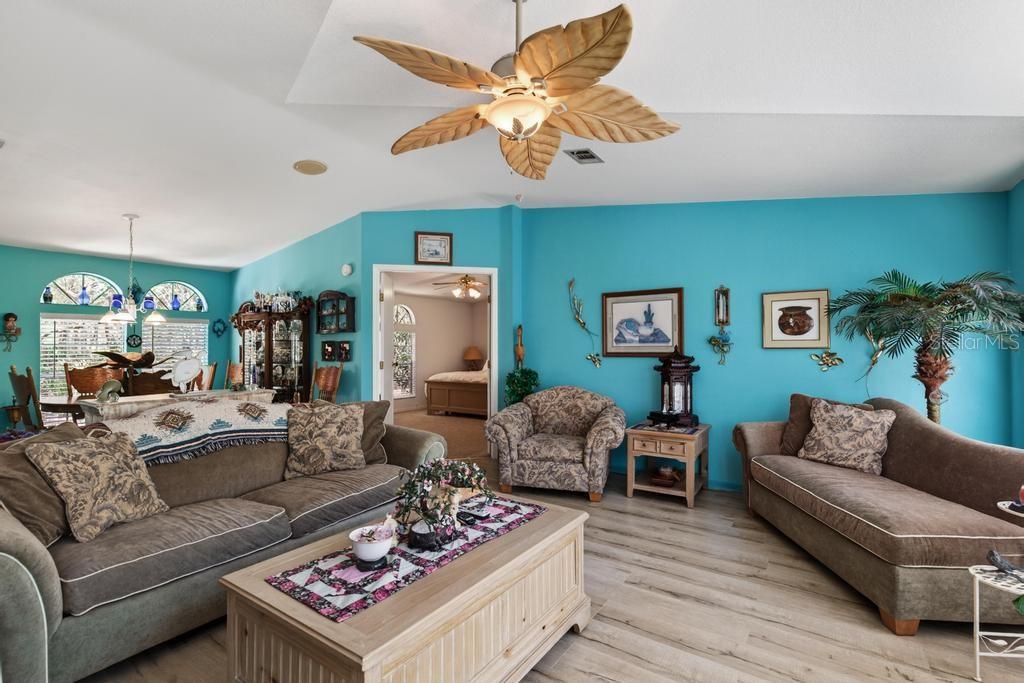 Image 12 of 70 For 8321 Hardwood Landing Road