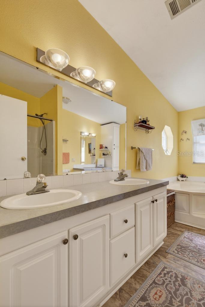 Image 28 of 70 For 8321 Hardwood Landing Road