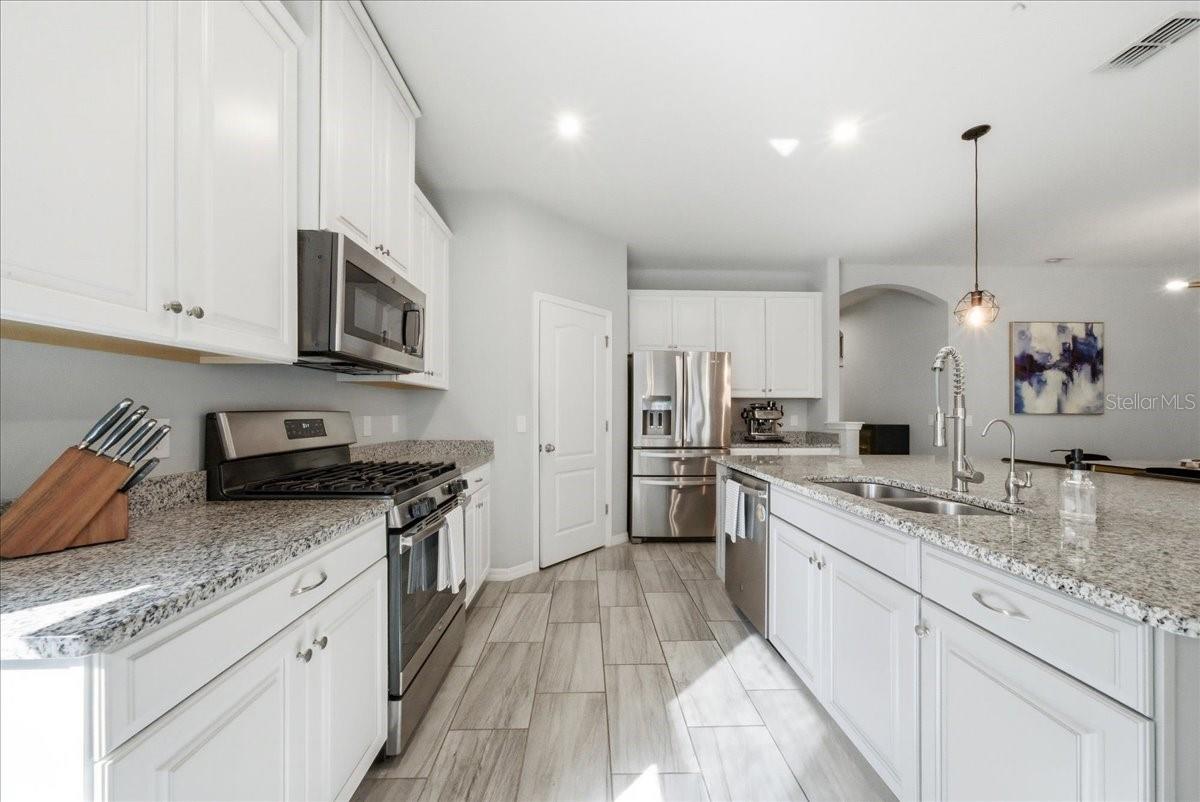 Image 22 of 53 For 1557 Dusty Pine Drive