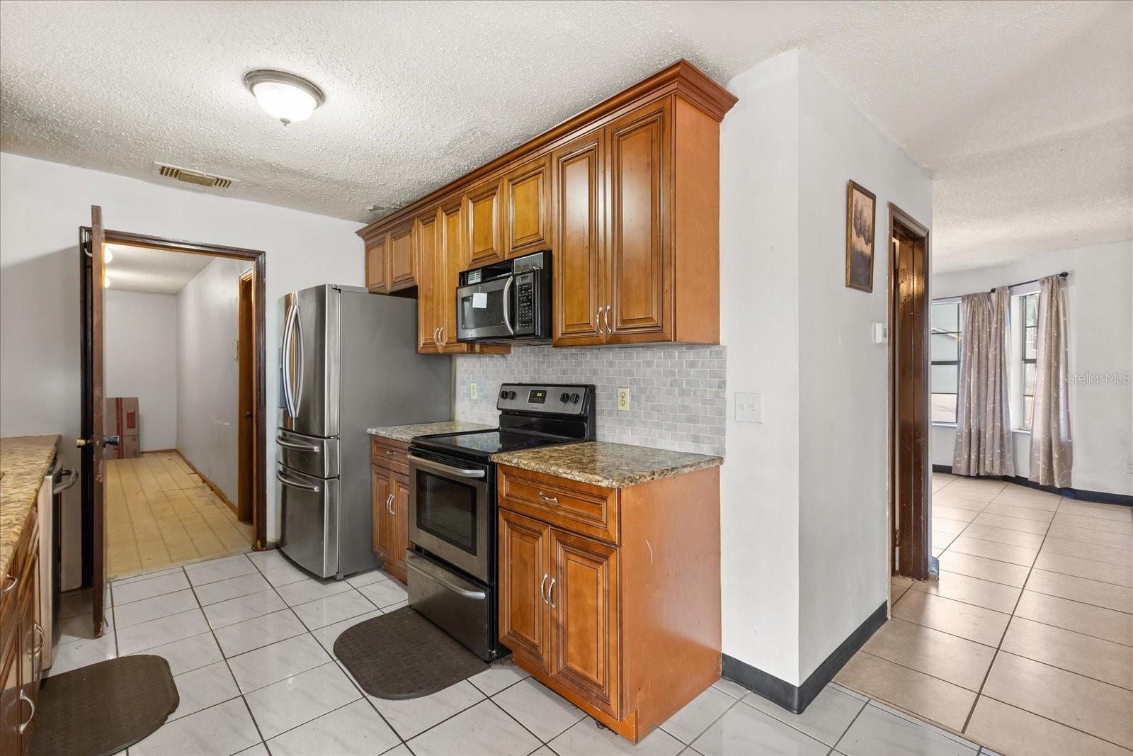 Image 12 of 31 For 5102 Hickory Ridge Road