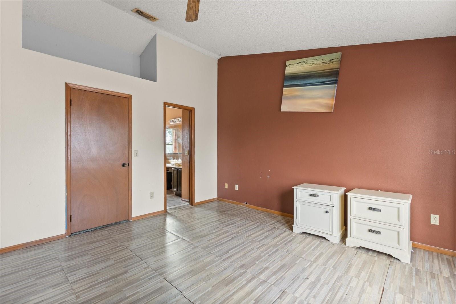 Image 14 of 31 For 5102 Hickory Ridge Road