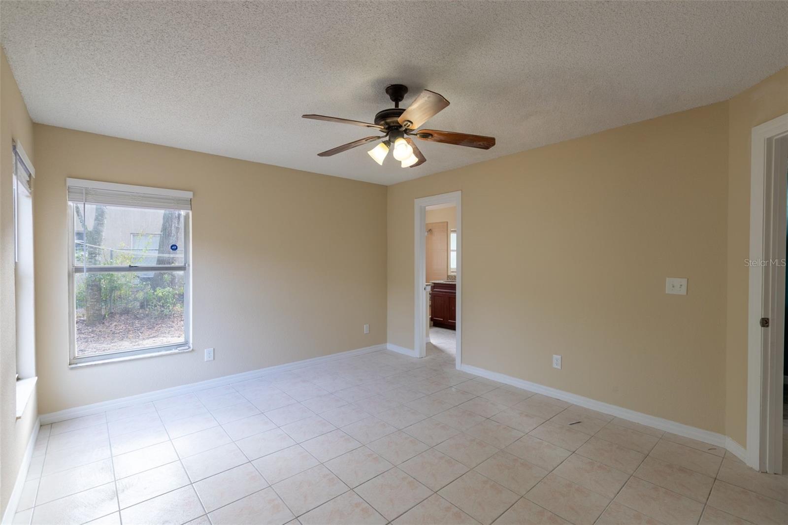 Image 17 of 44 For 5669 Breckenridge Circle