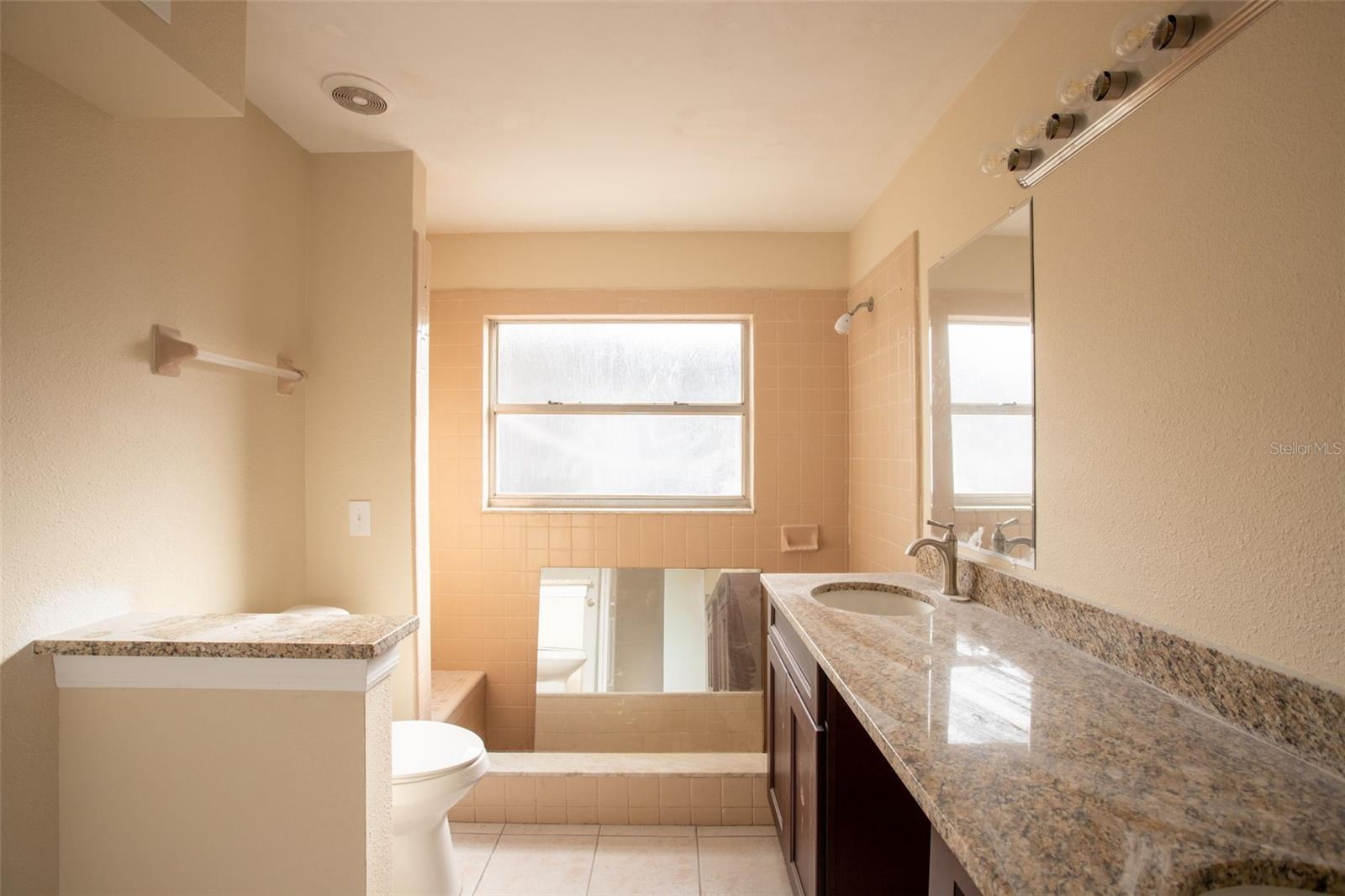 Image 20 of 44 For 5669 Breckenridge Circle