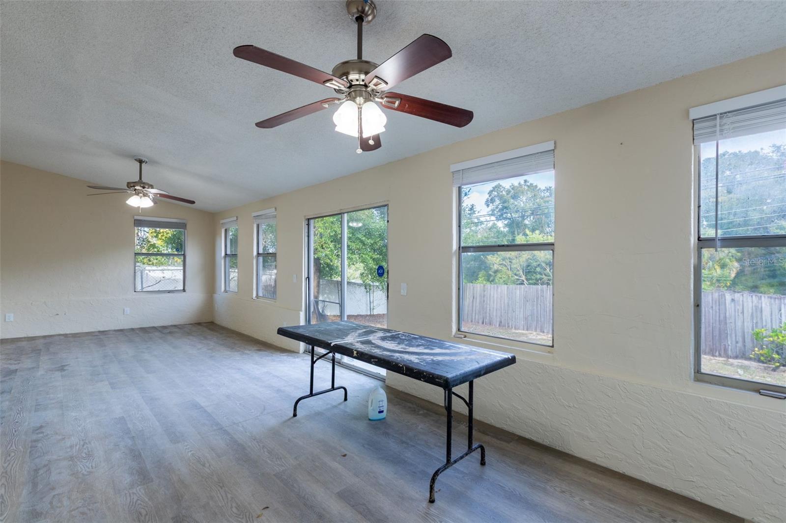 Image 24 of 44 For 5669 Breckenridge Circle