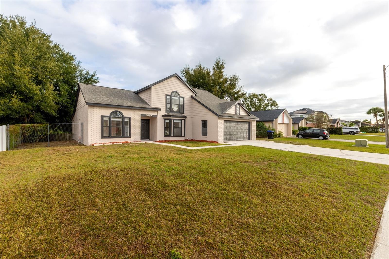 Image 3 of 44 For 5669 Breckenridge Circle