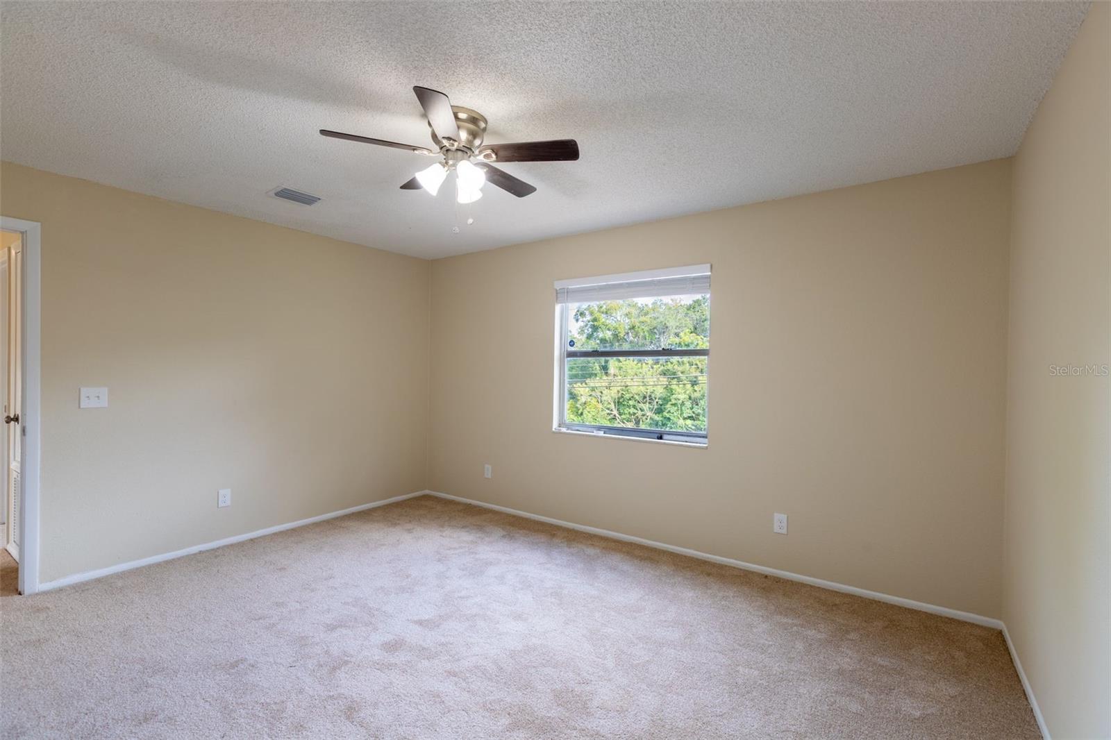 Image 33 of 44 For 5669 Breckenridge Circle