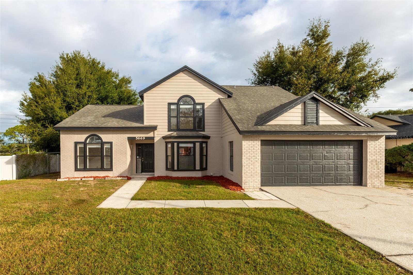 Image 4 of 44 For 5669 Breckenridge Circle