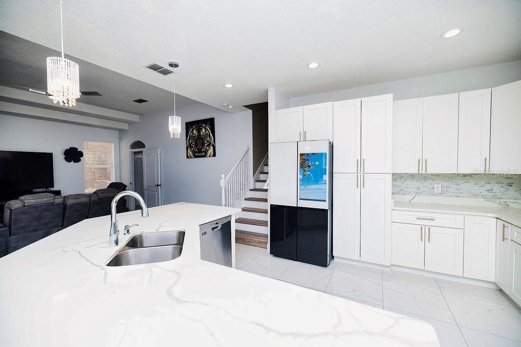 Image 27 of 95 For 626 Duff Drive