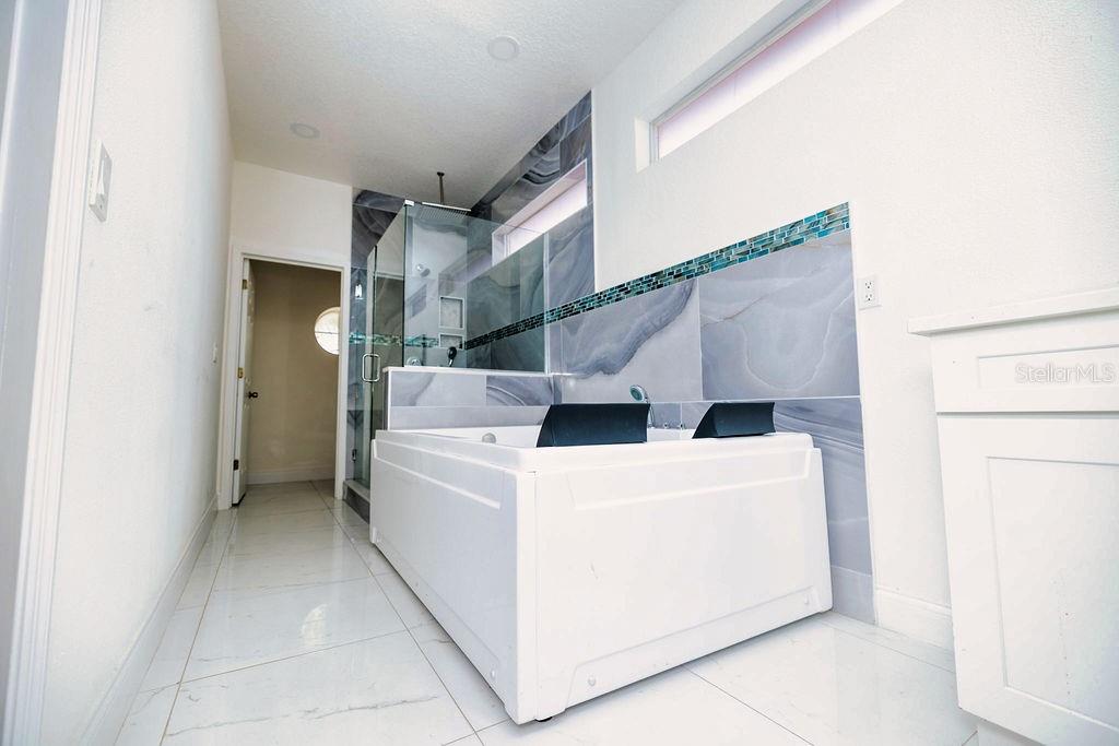 Image 32 of 95 For 626 Duff Drive