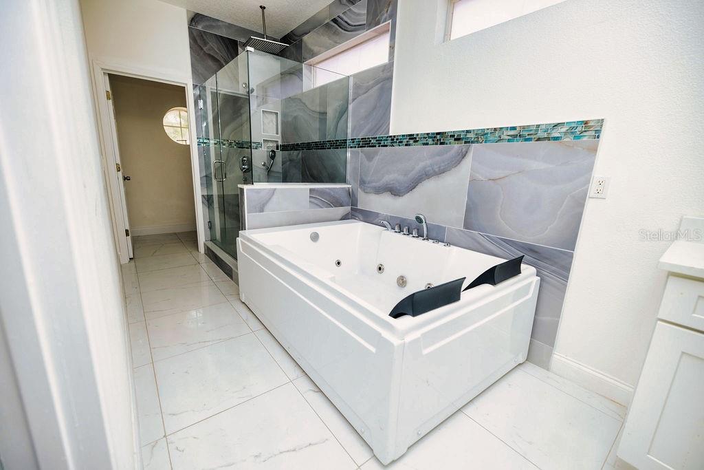 Image 33 of 95 For 626 Duff Drive