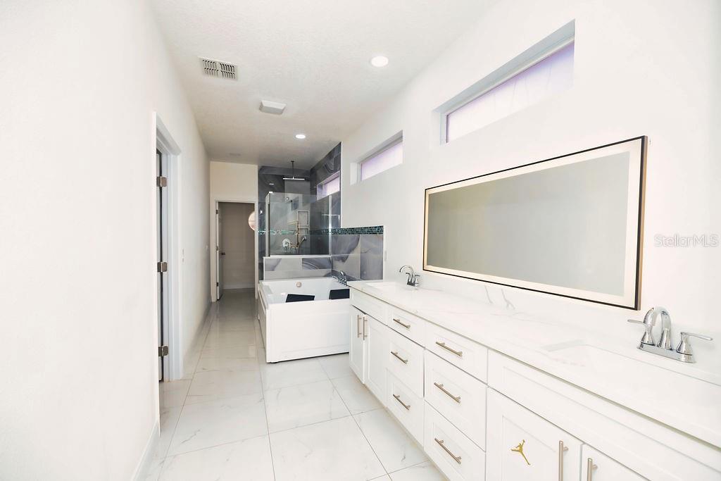 Image 70 of 95 For 626 Duff Drive