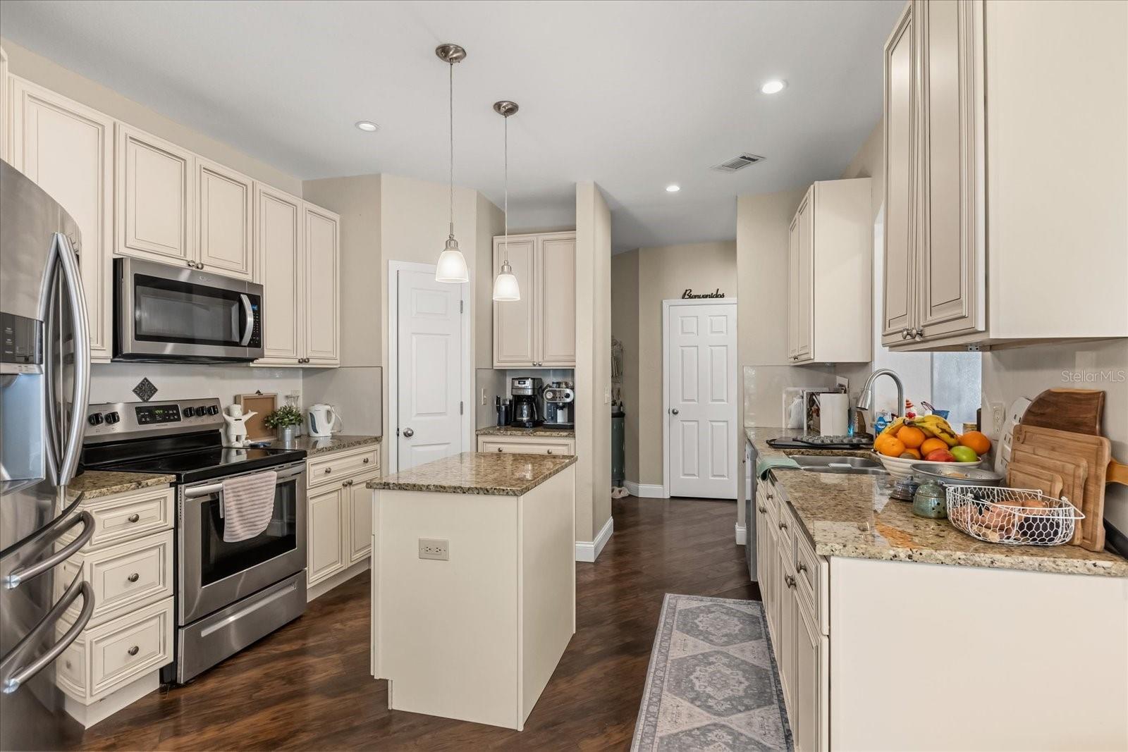 Image 11 of 33 For 157 Villa Di Este Terrace 205