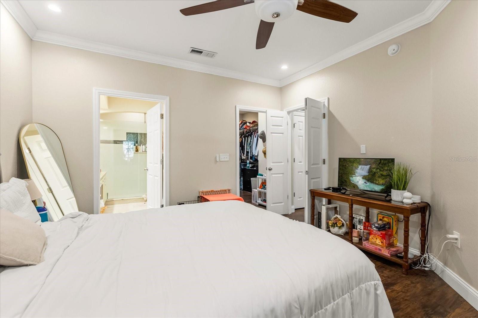 Image 15 of 33 For 157 Villa Di Este Terrace 205