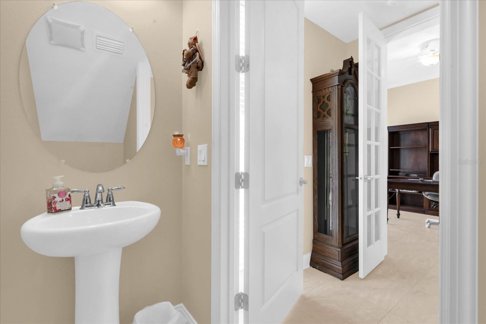 Image 25 of 40 For 1547 Resolute Street