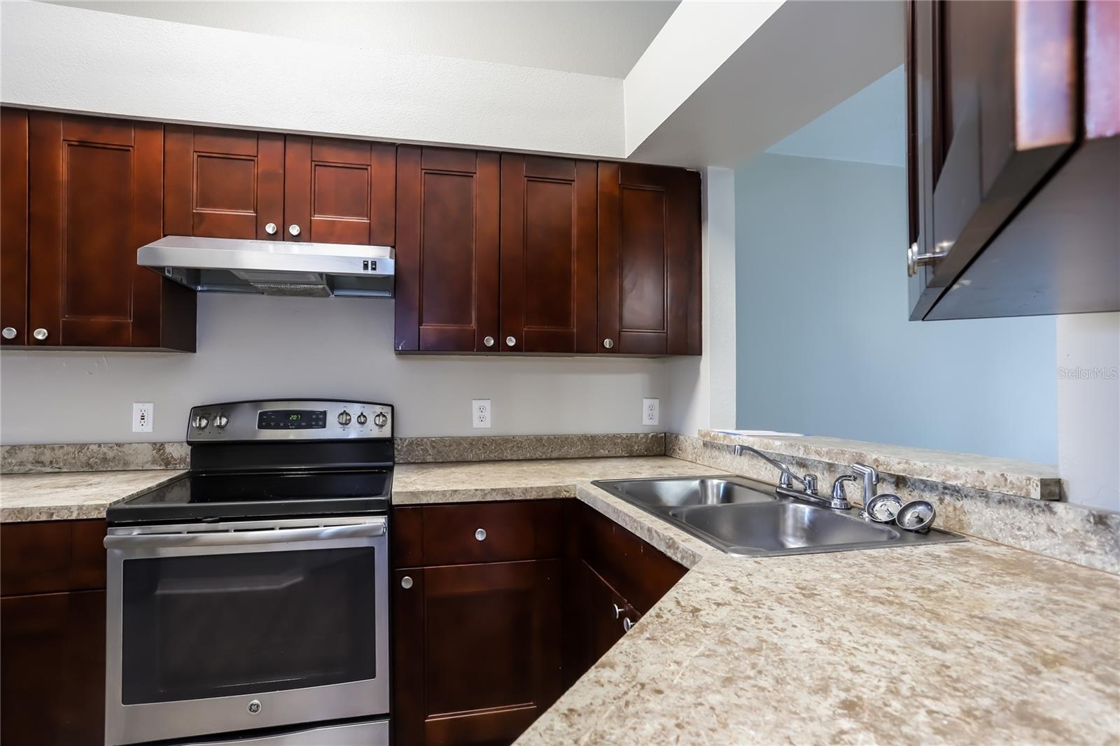 Image 4 of 16 For 11839 Brenford Crest Drive