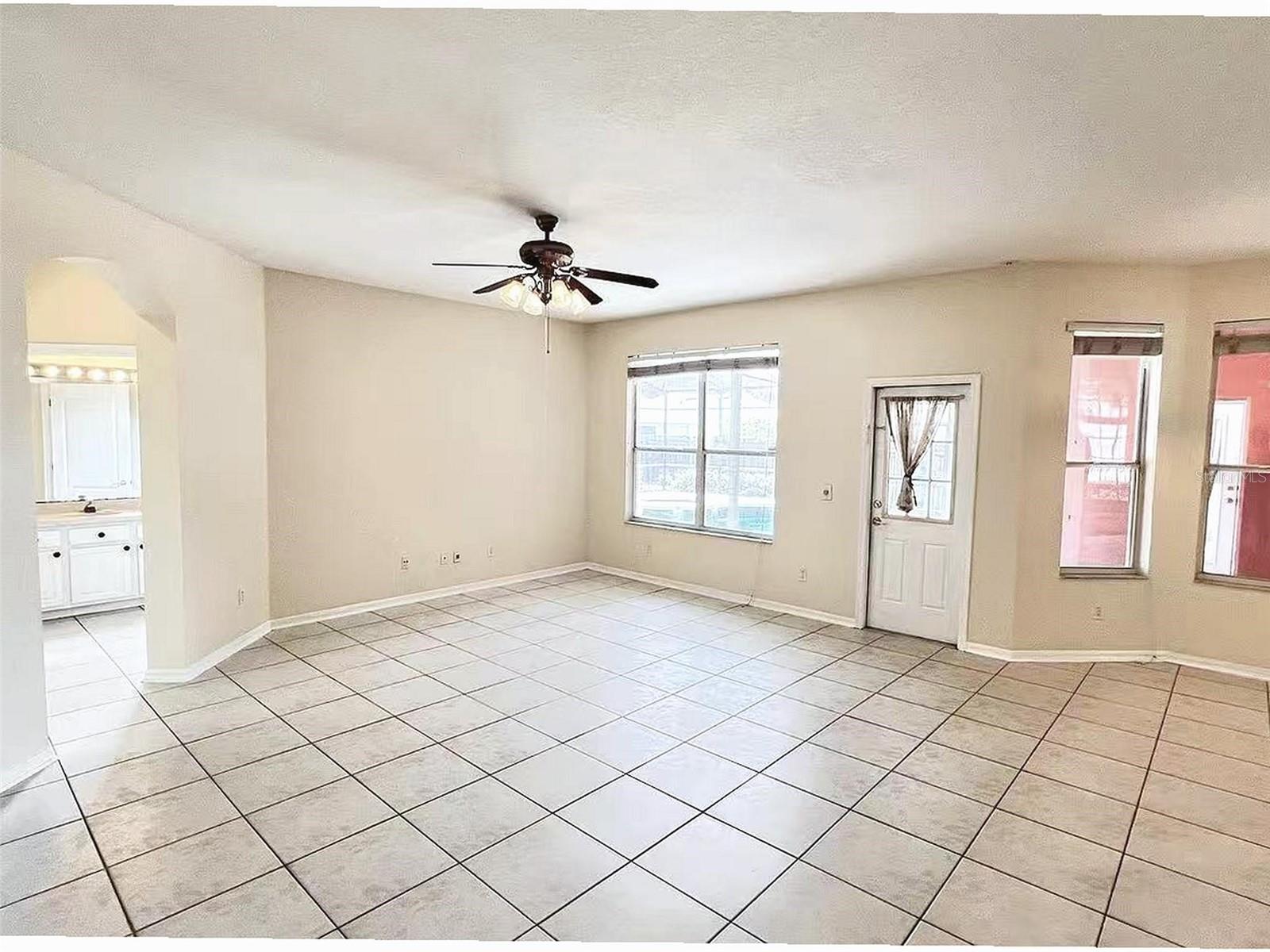 Image 8 of 26 For 7823 Fernleaf Drive