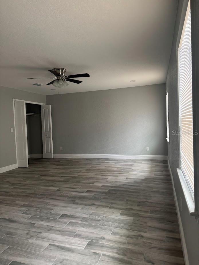 Image 15 of 23 For 1916 Verano Drive 1916c