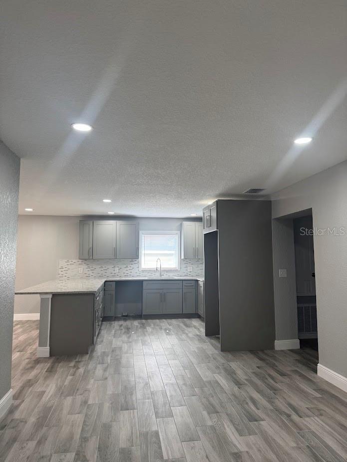 Image 5 of 23 For 1916 Verano Drive 1916c