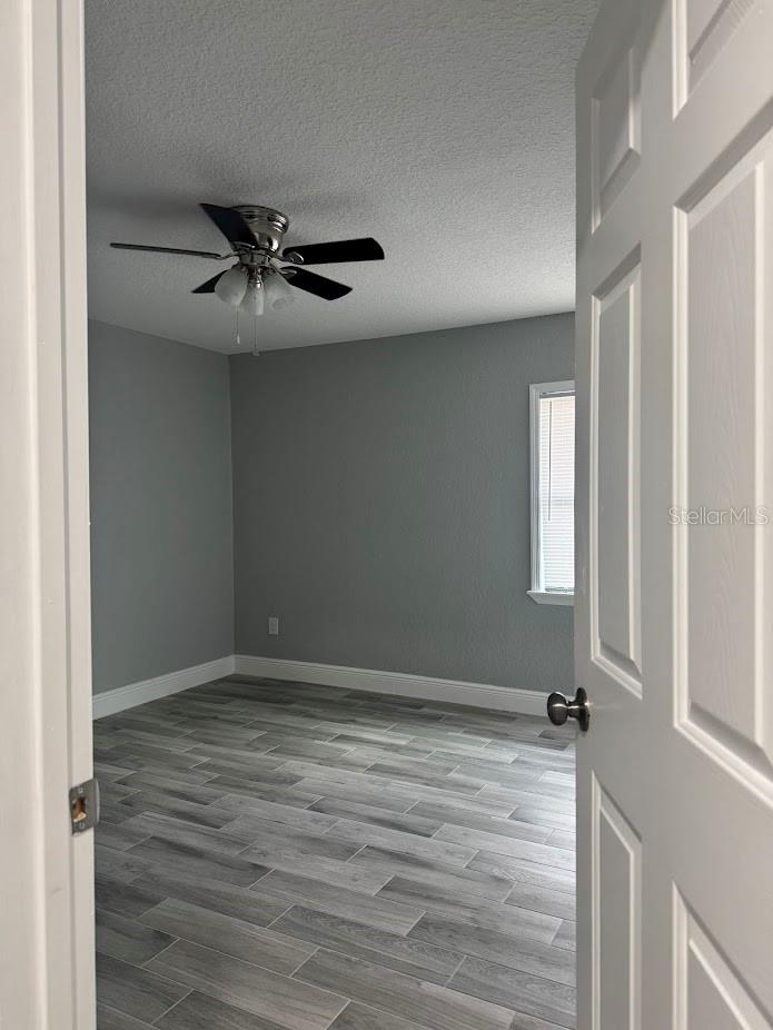 Image 9 of 23 For 1916 Verano Drive 1916c