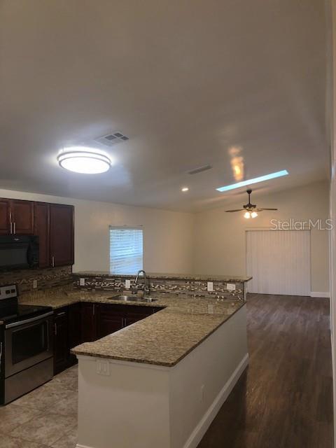 Image 6 of 25 For 132 Sundance Court