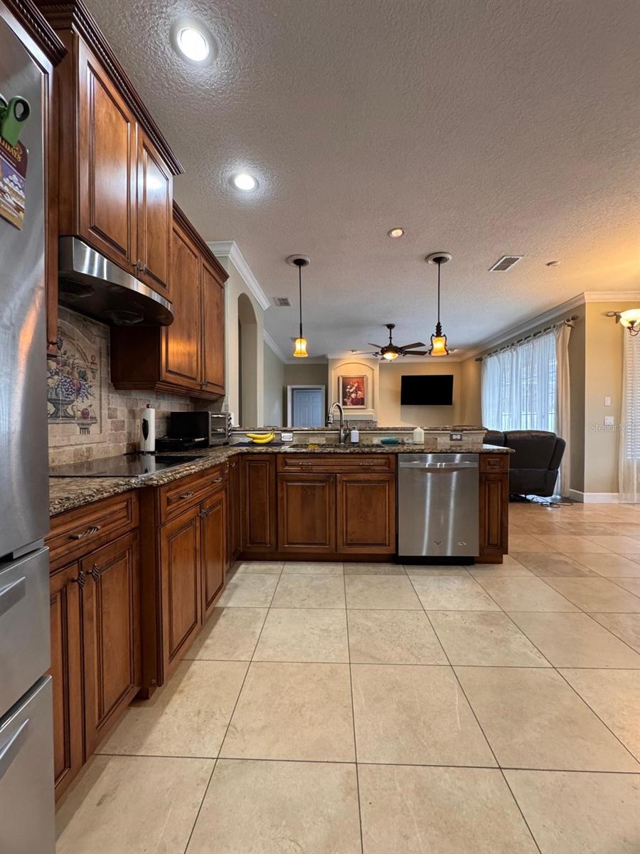 Image 15 of 24 For 445 Riseman Court