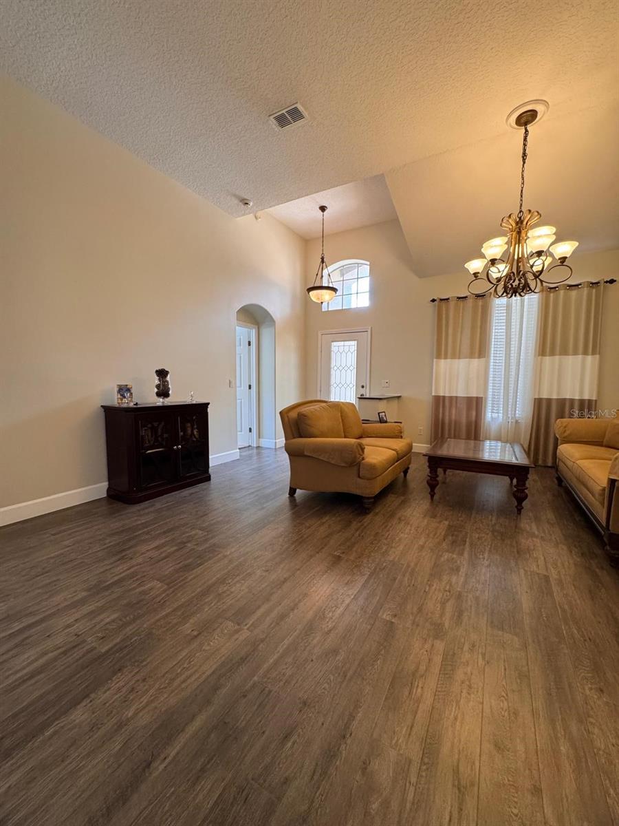 Image 4 of 24 For 445 Riseman Court