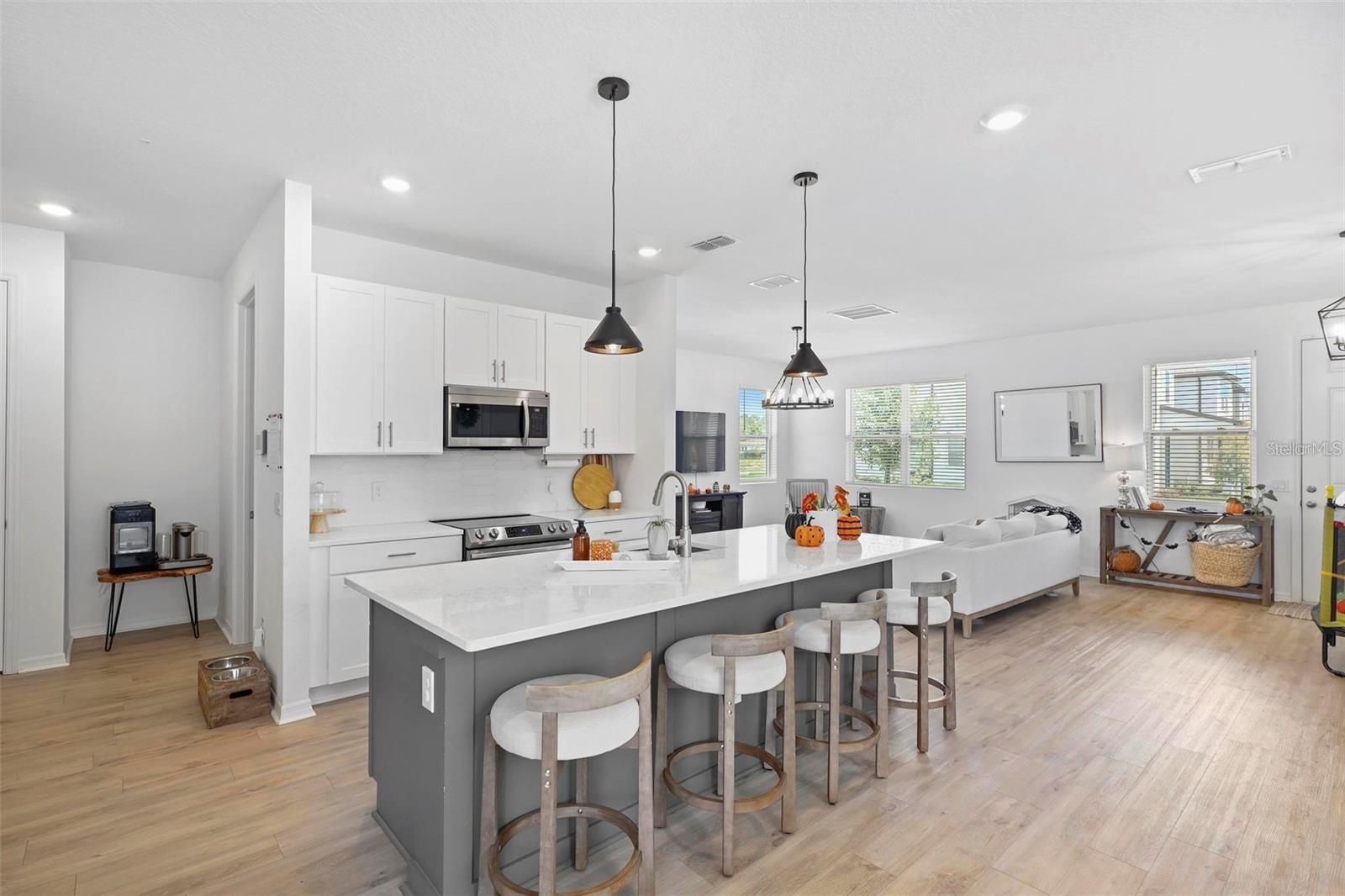 Image 12 of 28 For 17682 Northlake Grove Drive