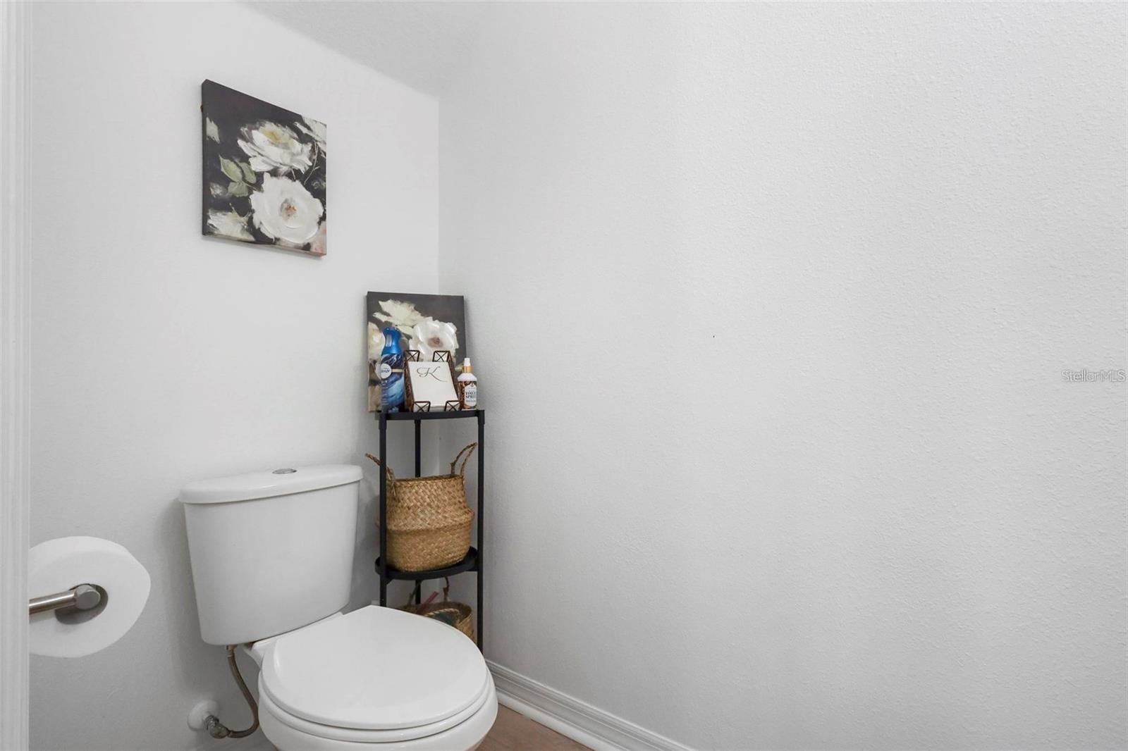 Image 14 of 28 For 17682 Northlake Grove Drive