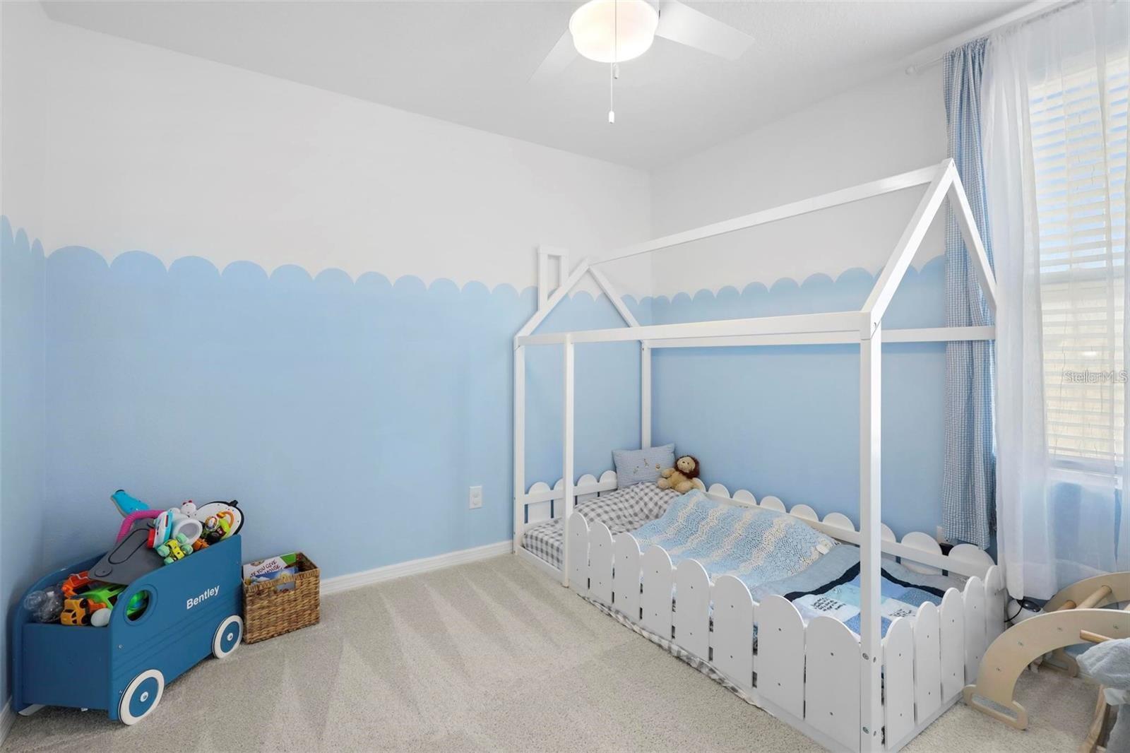 Image 18 of 28 For 17682 Northlake Grove Drive