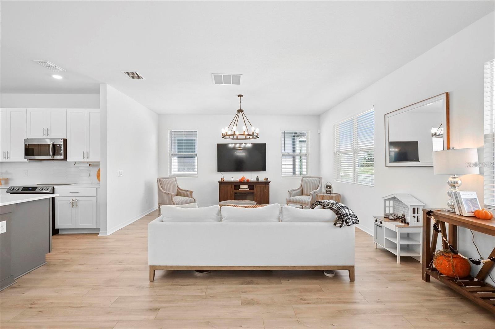 Image 3 of 28 For 17682 Northlake Grove Drive