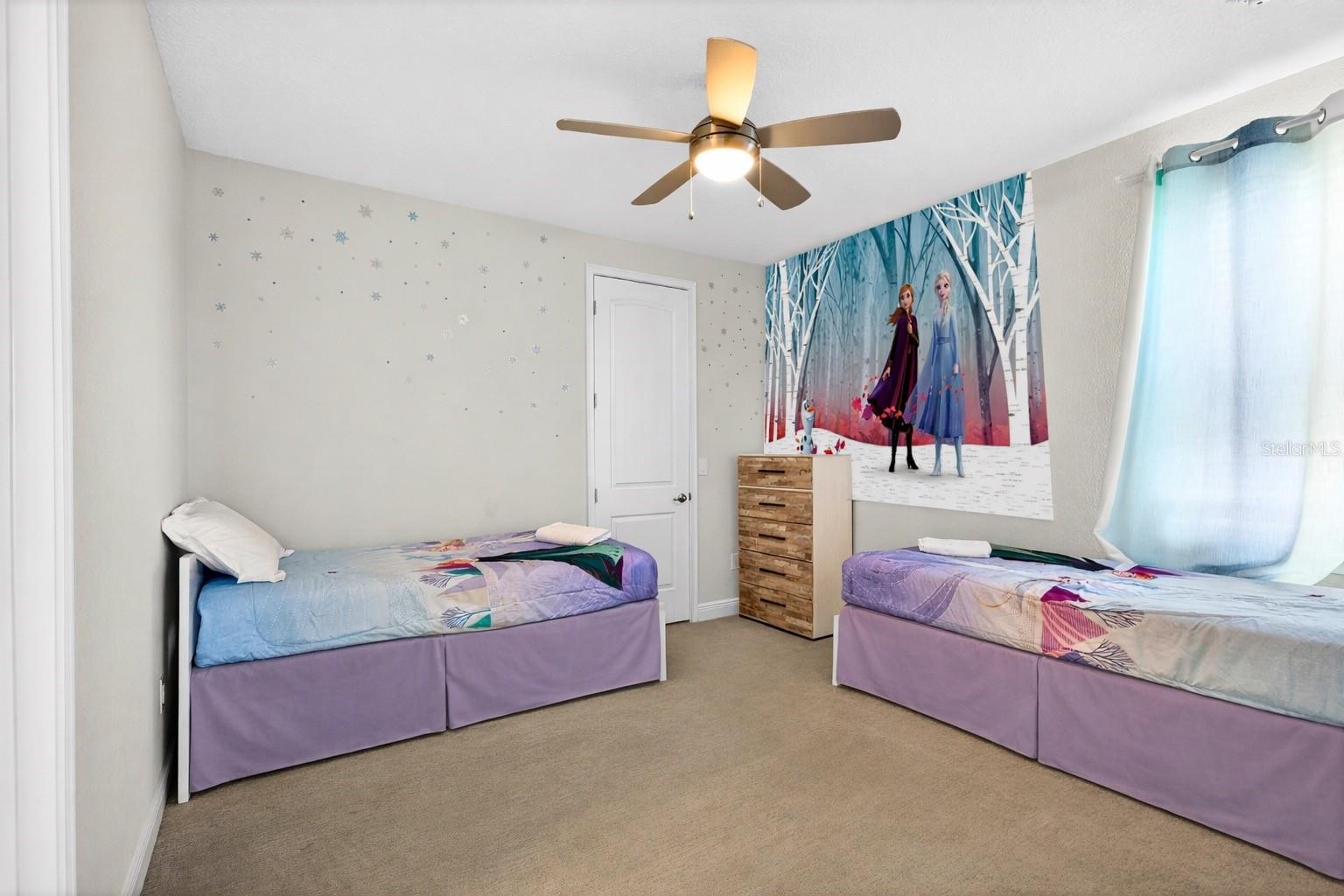 Image 18 of 31 For 7724 Fairfax Drive