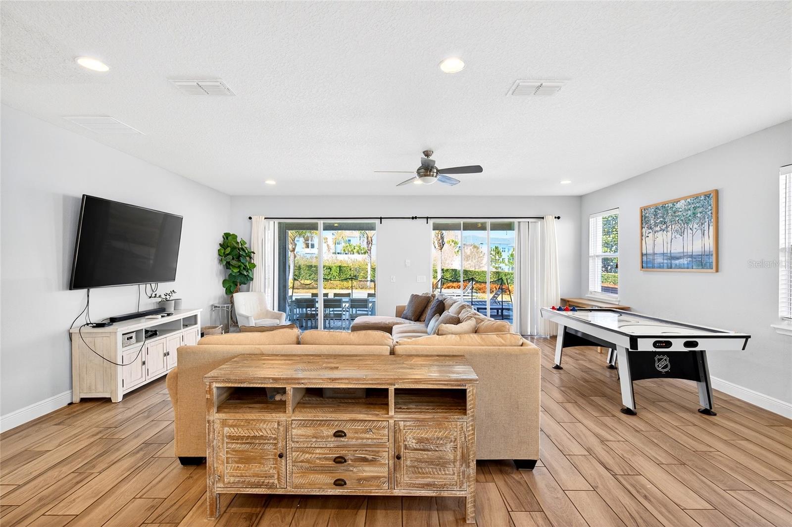 Image 4 of 31 For 7724 Fairfax Drive