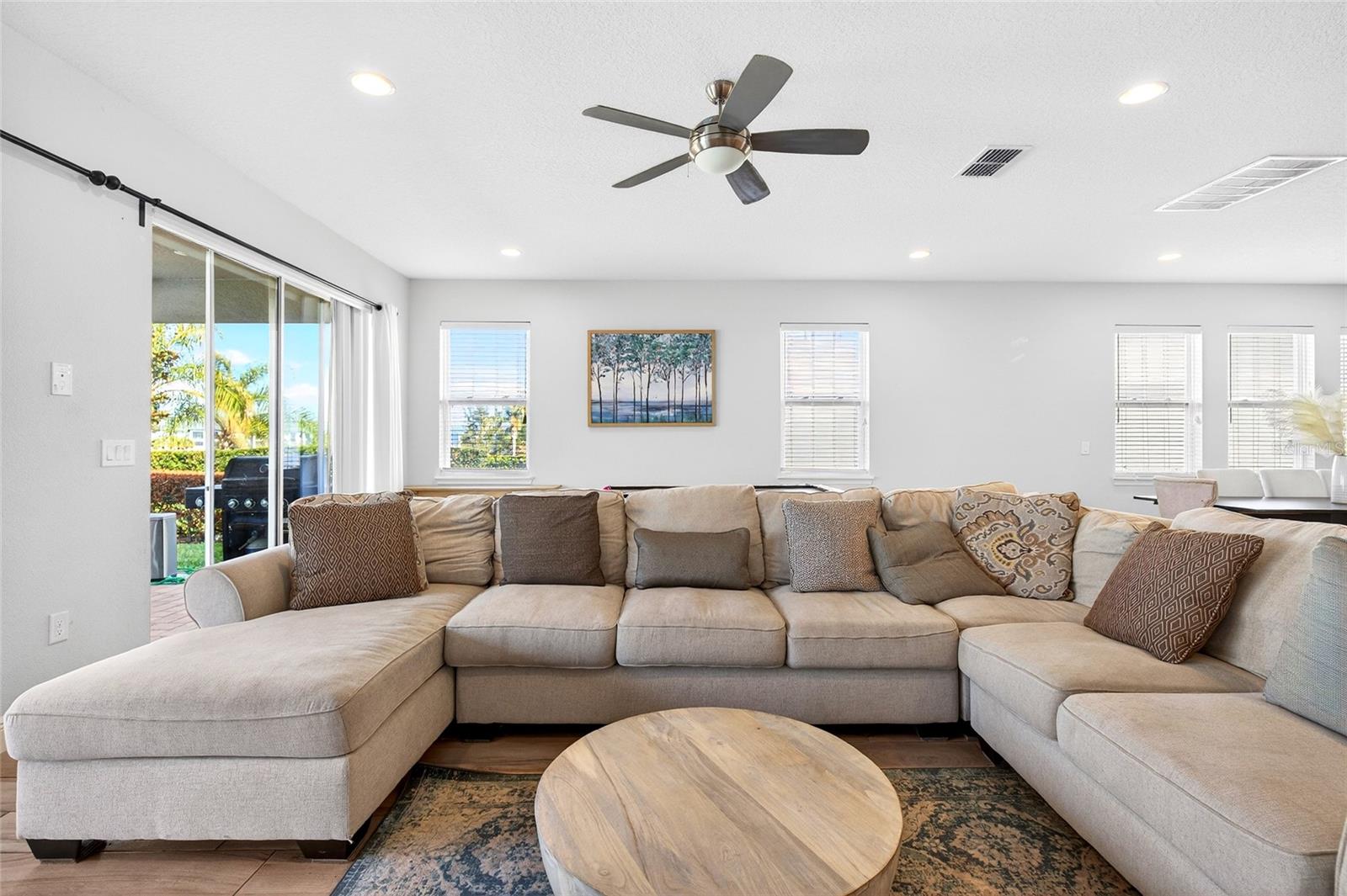 Image 9 of 31 For 7724 Fairfax Drive